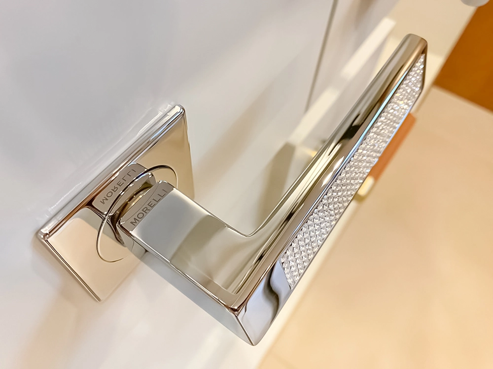 Ручка дверная DOLCE VITA S1 CRO раздельная на квадратной розетке, цвет - хром, латунь фото купить в Красноярске